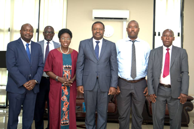 Rt. Hon. Rebecca Kadaga Meets Uganda Virus Research Institute Officials to Discuss EAC Laboratory Network Progress.