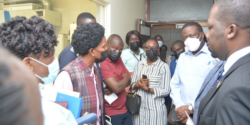 Members of Parliament on a tour in the laboratories