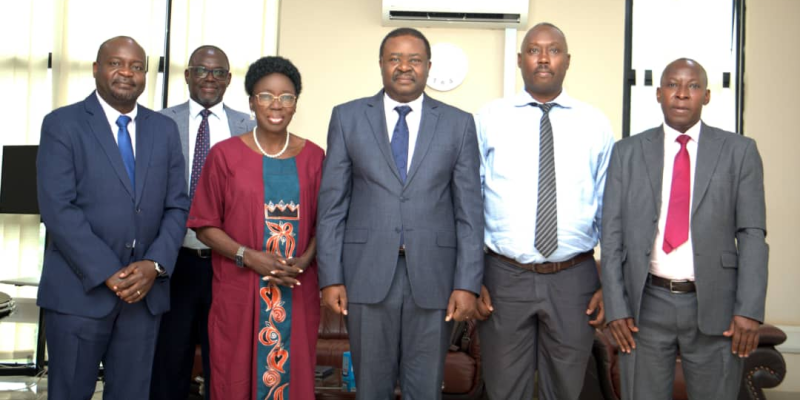 Rt. Hon. Rebecca Kadaga Meets Uganda Virus Research Institute Officials to Discuss EAC Laboratory Network Progress.