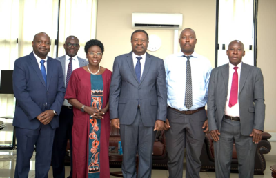 Rt. Hon. Rebecca Kadaga Meets Uganda Virus Research Institute Officials to Discuss EAC Laboratory Network Progress.